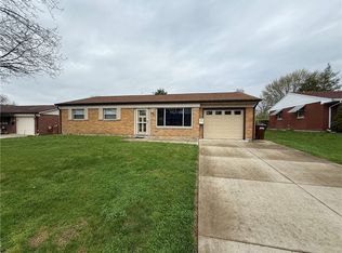 87 Brent Dr, Fairborn, OH