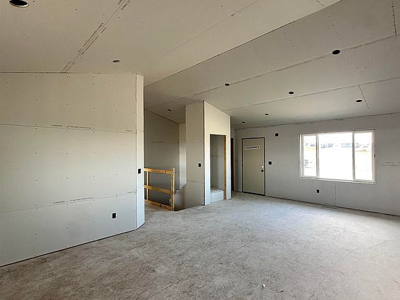5th image of 538 Denali Dr