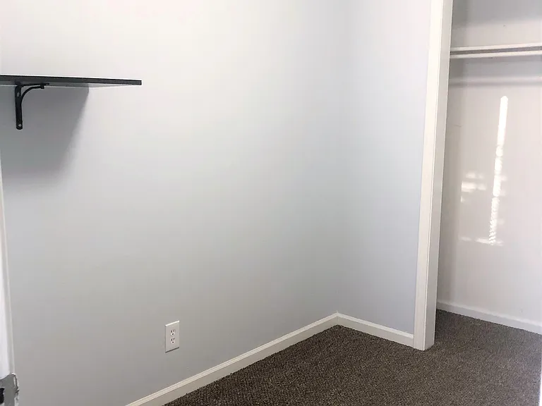 Home Office or Second Bedroom, washer and dryer hook-ups
