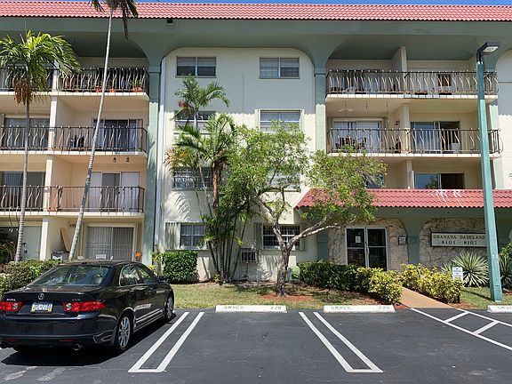 4th image of 8107 SW 72nd Ave APT 209E