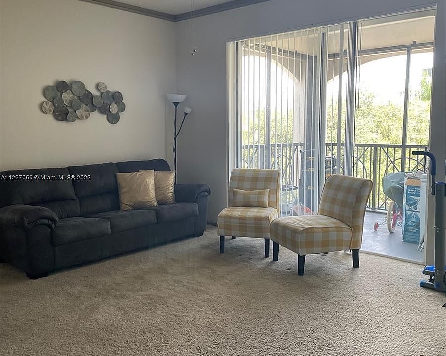 1st image of 3055 NE 190th St #302
