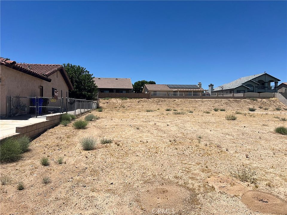 2nd image of 27250 Outrigger Ln
