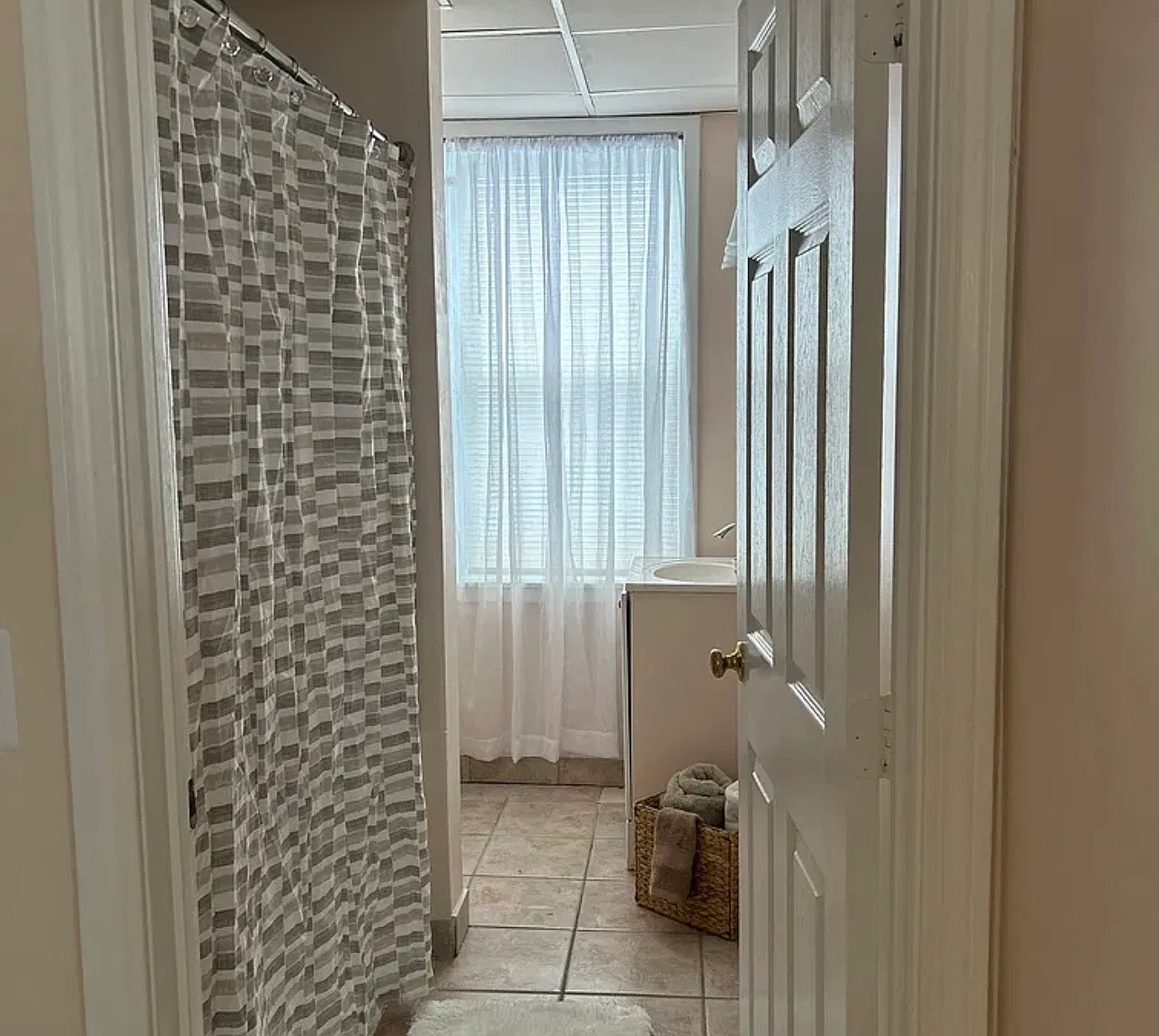 2 bed, 1200 sqft, $1,850 — Photo 1