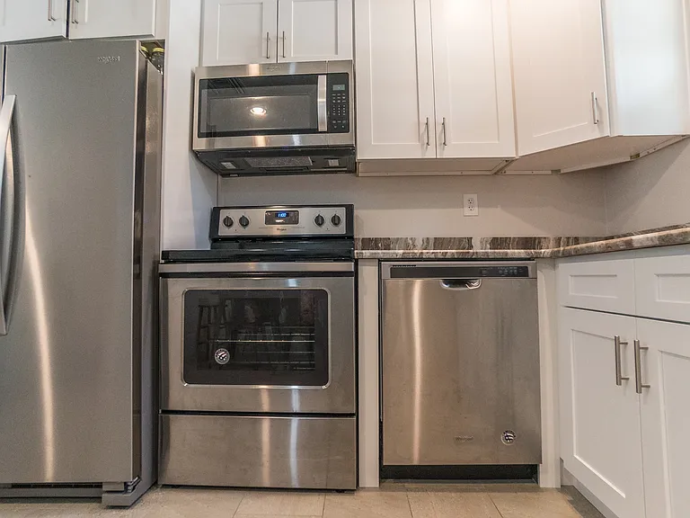 1517 N Grandview St #1 — Photo 59