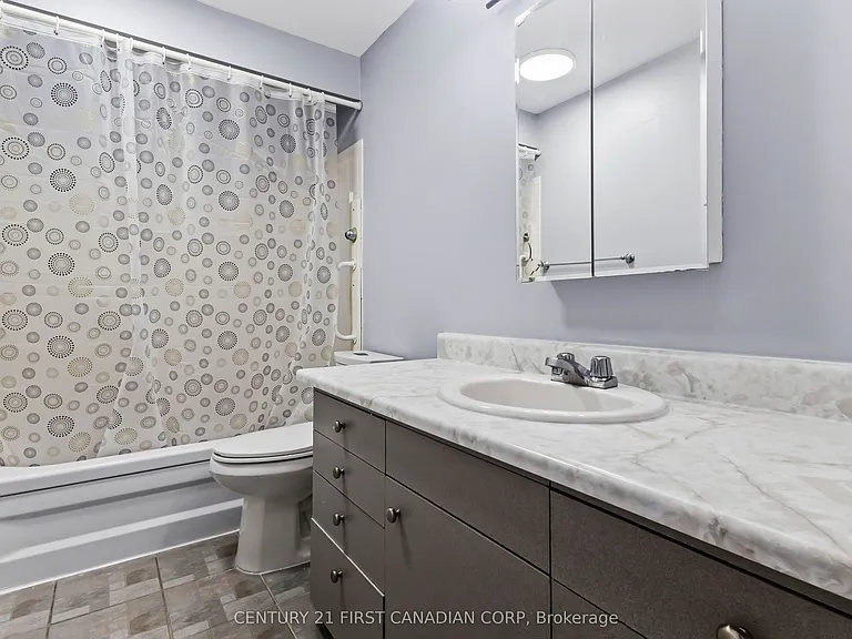 51 Sholto Dr #54 — Photo 33