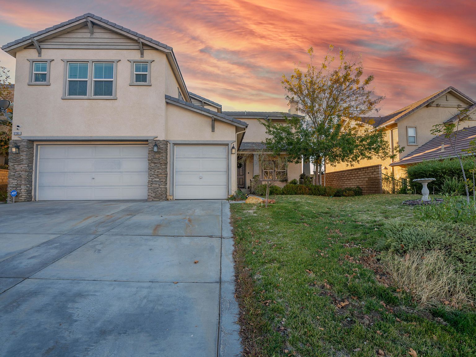 37361 Paintbrush Dr, Palmdale, CA 93551 Zillow