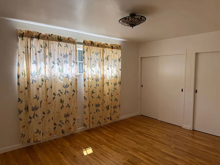 25065 Monterey St — Photo 6