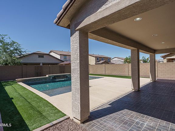 4th image of 10217 W MARGUERITE Avenue