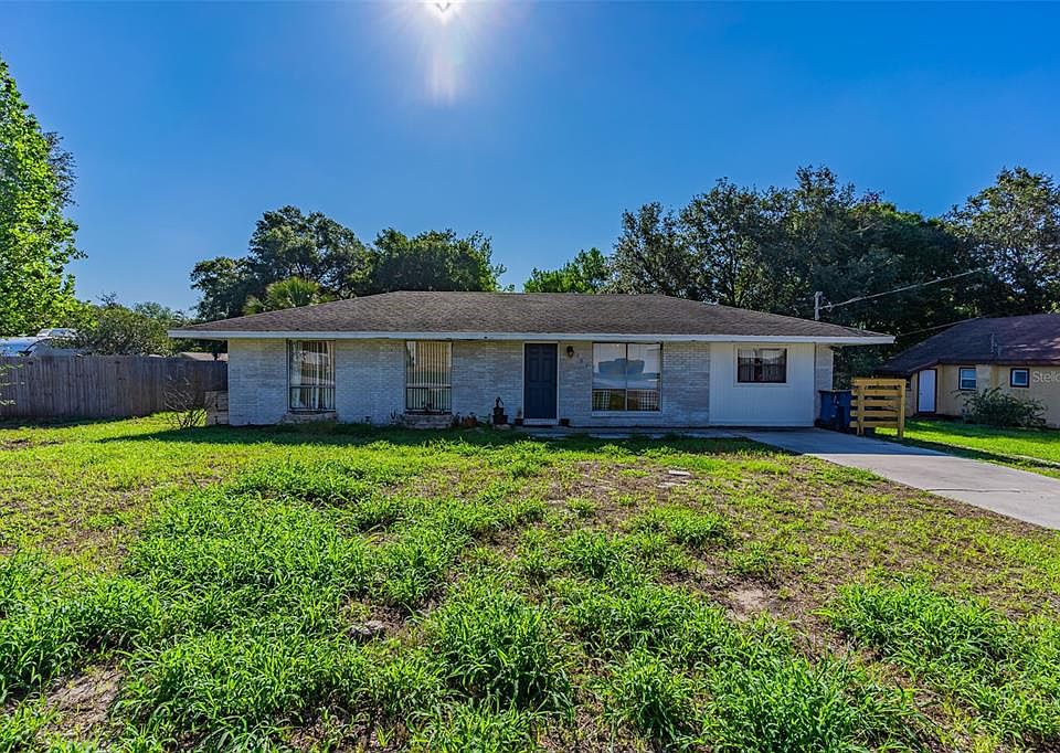 1st image of 102 S GALENA AVENUE