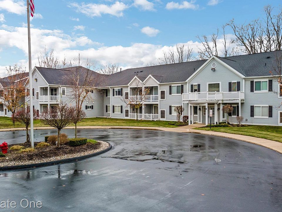 1st image of 1127 S Lake Dr Unit 214