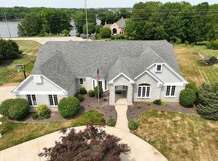 2014 Waters Edge Ct, Lake Saint Louis, MO 63367