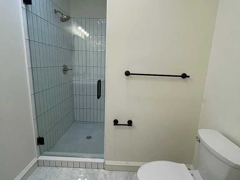 1005 Madison Ave — Photo 11
