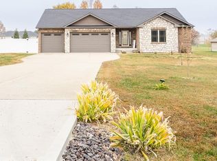 2620 Vulliet Rd, Highland, IL 62249