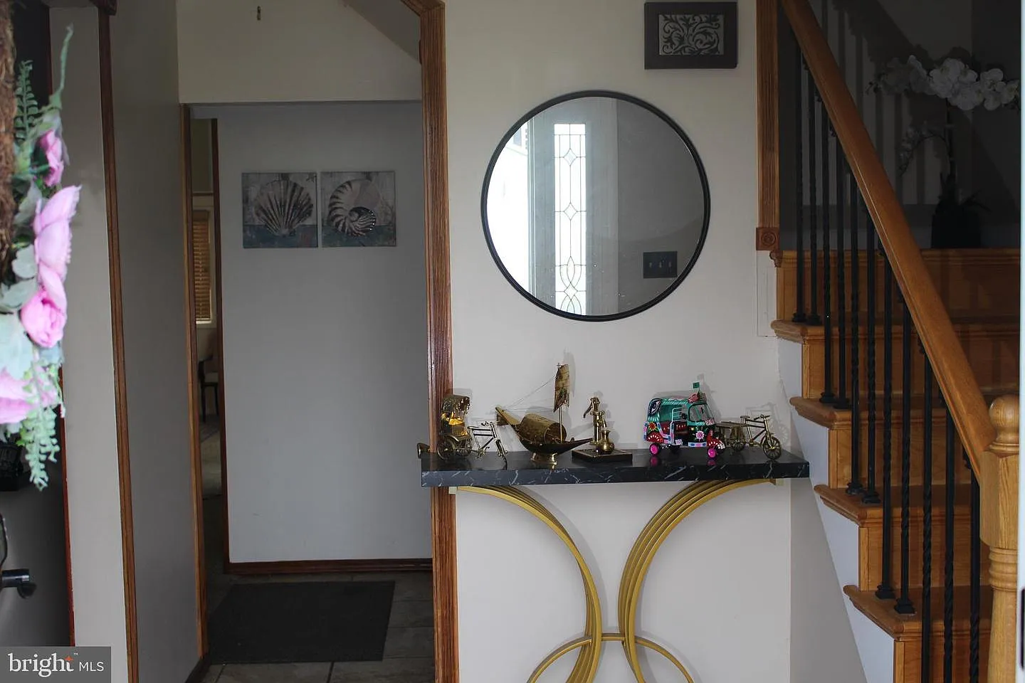 4 bed, 6.0 bath, 2284 sqft, $3,400 — Photo 2