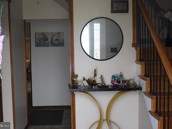 2nd image of 219 Meadow Dr