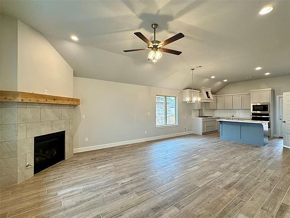 5th image of 9324 NW 143rd St