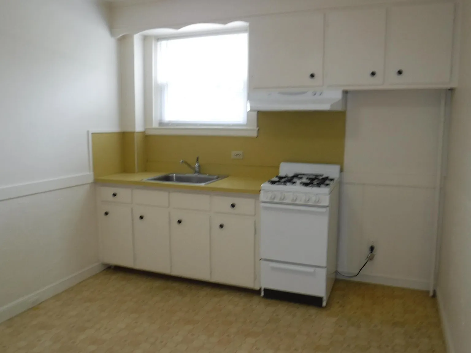 1 bed, 750 sqft, $1,895 — Photo 3