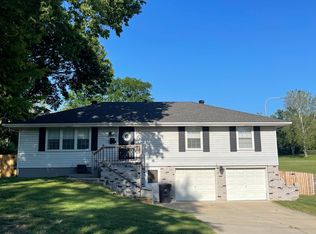 3831 S Kiger Rd, Independence, MO 64055