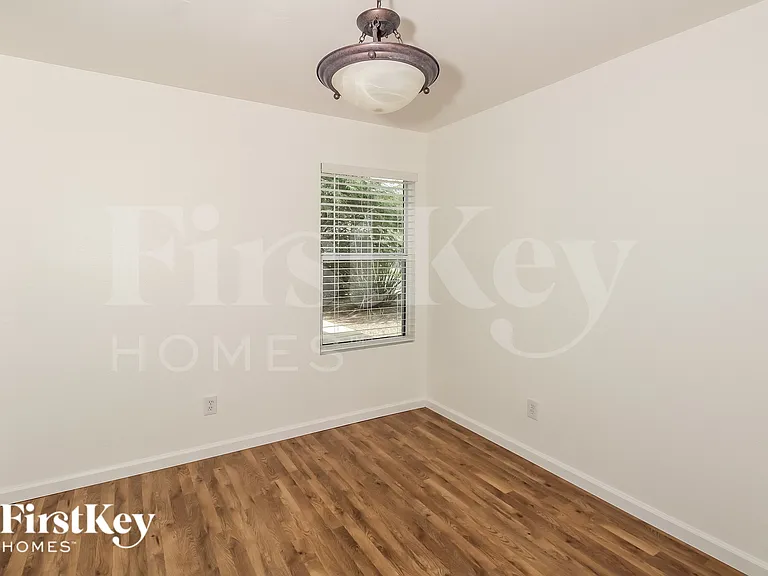 8470 N Placita De La Manzana — Photo 9