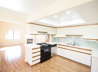 16805 Roosevelt Ln APT C, Huntington Beach, CA 92649