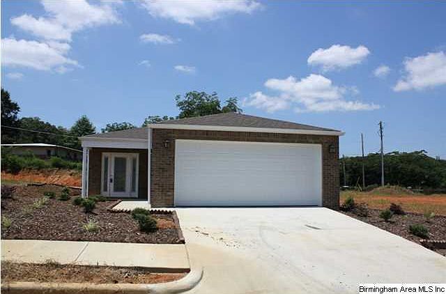 1st image of 24 Lindy Ln