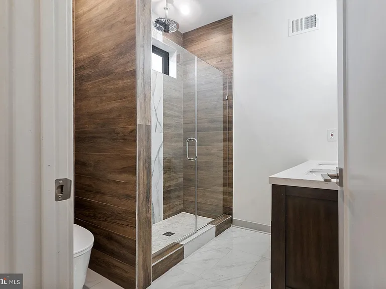 3118 Ridge Ave #1 — Photo 17