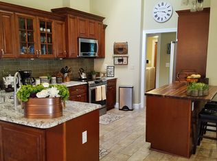 392 Lakeview Ter, Palm Harbor, FL 34683