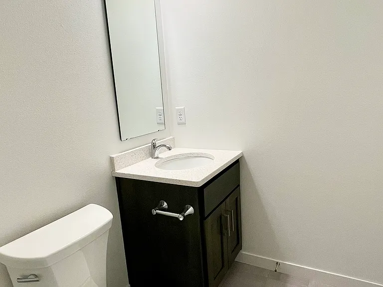 6886 Joseph St — Photo 14