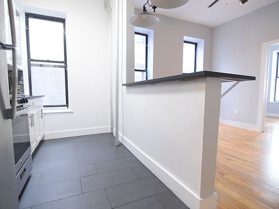 5th image of 609 W 135th St APT 2