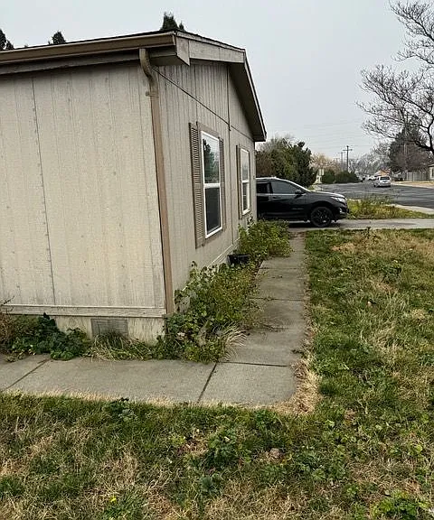 64 NE 11th Ave #64 — Photo 7