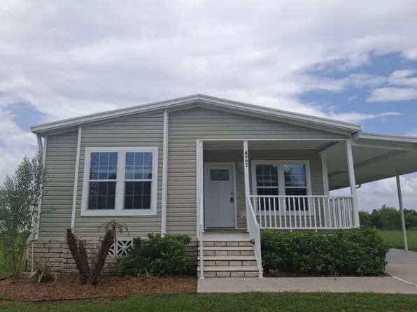 4902 Backwoods Rd, Zephyrhills, FL 33541