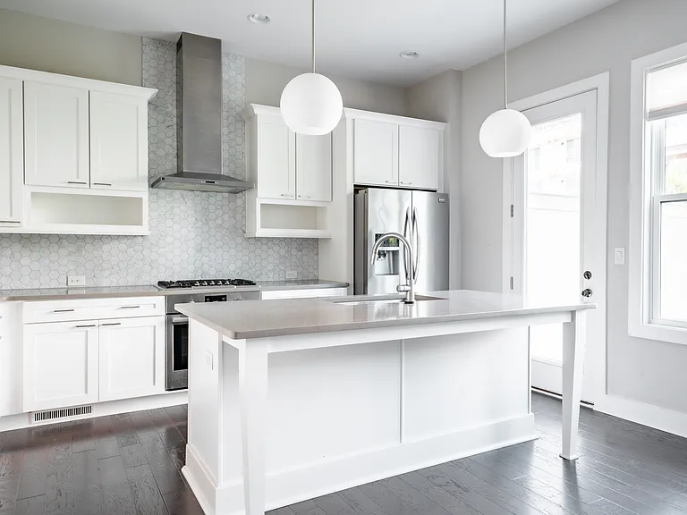 1388 La France St #5 — Photo 3