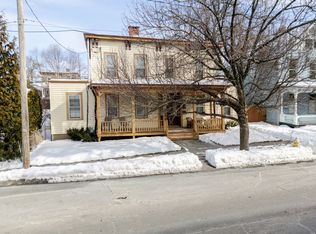 550-552 Columbia St #1B, Hudson, NY 12534