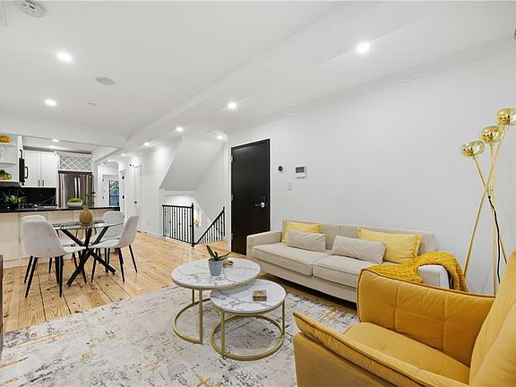 4th image of 583 Putnam Ave #1