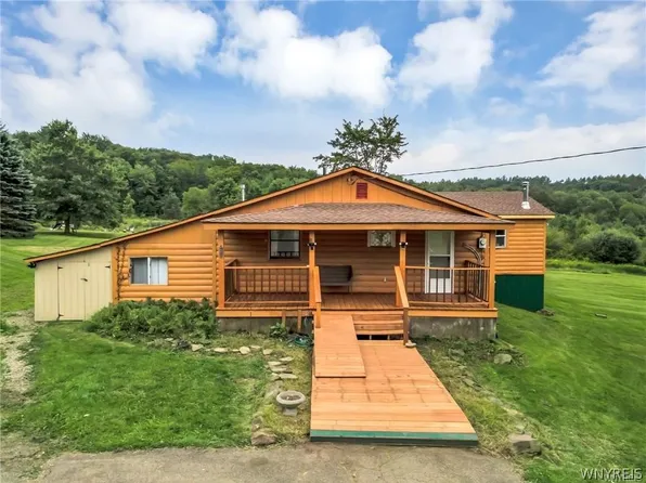 3883 Bakerstand Rd, Machias, NY 14101