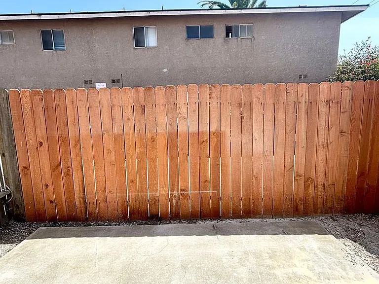 728 N D St — Photo 14