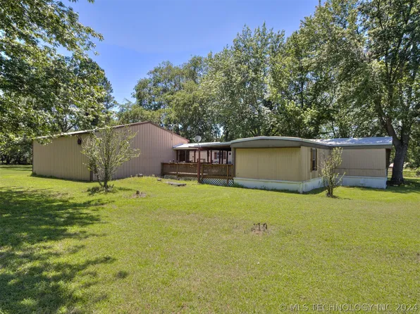 12002 S Branch Rd, Claremore, OK 74017