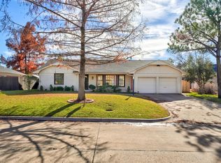 1608 Glenbrook Ter, Nichols Hills, OK 73116