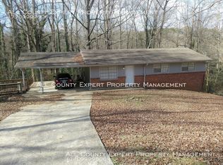 2200 Chestnut Cir, Lithia Springs, GA 30122