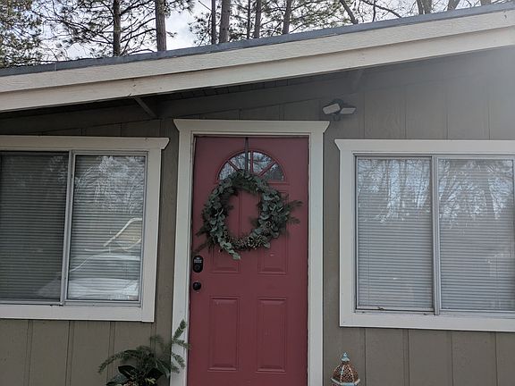 2nd image of 916 Pine Oak Ln #C