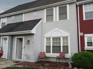 306 Beach Plum Ct, TUCKERTON, NJ 08087