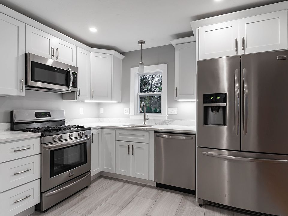 1st image of 95 Spruce St #1