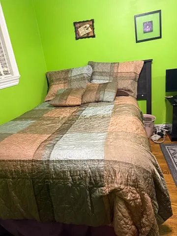 Bedroom A: $980 Private room with Double sized bed