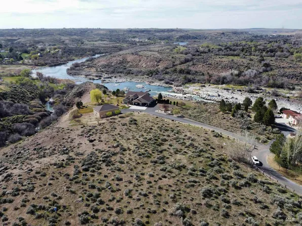 1253 Kanaka Rapids Rd, Buhl, ID 83316