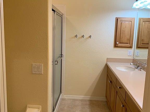 4th image of 600 Gardens Edge Dr Suite 611