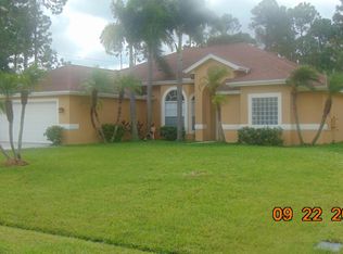 922 SW Consolata Ave, Port Saint Lucie, FL 34953