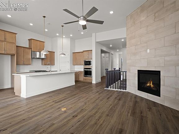 7th image of this home