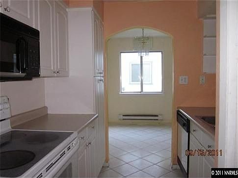 4th image of 611 Oakwood Dr