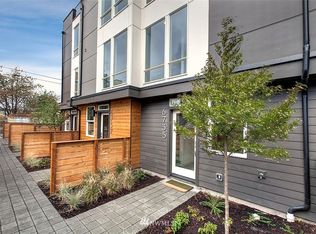 6735 Carleton Ave, Seattle, WA 98108
