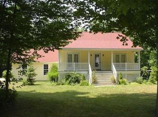 6326 Orchard Trl, Fennville, MI 49408